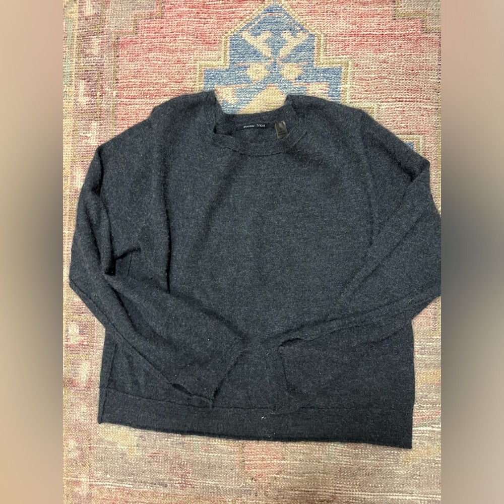 Classic Crew Neck Sweater - Black